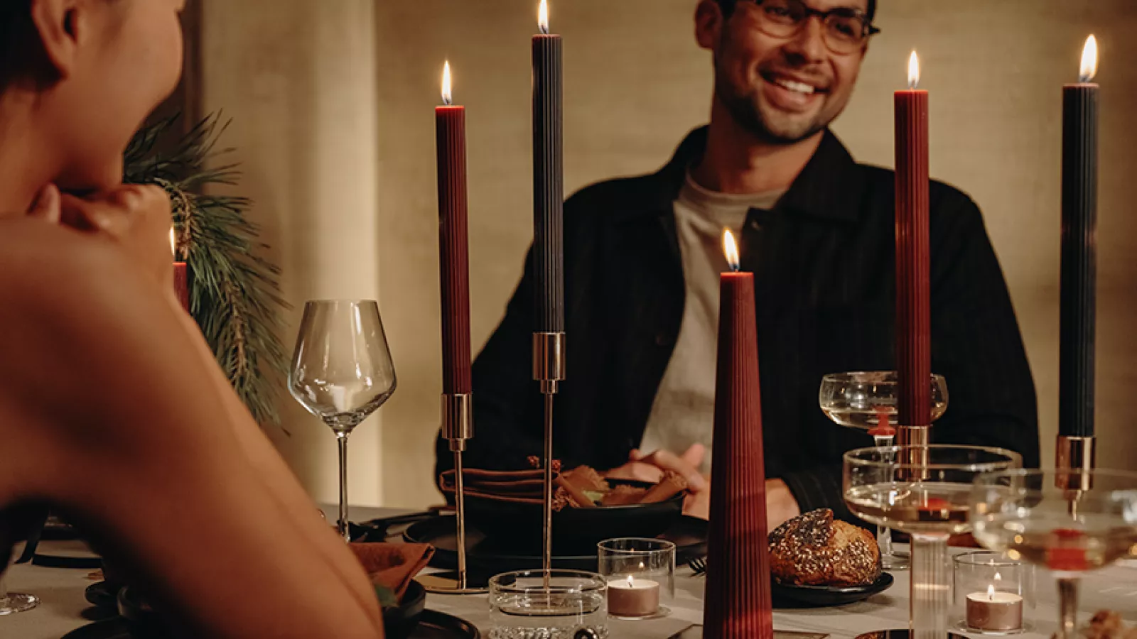 Christmas table styling tips 2