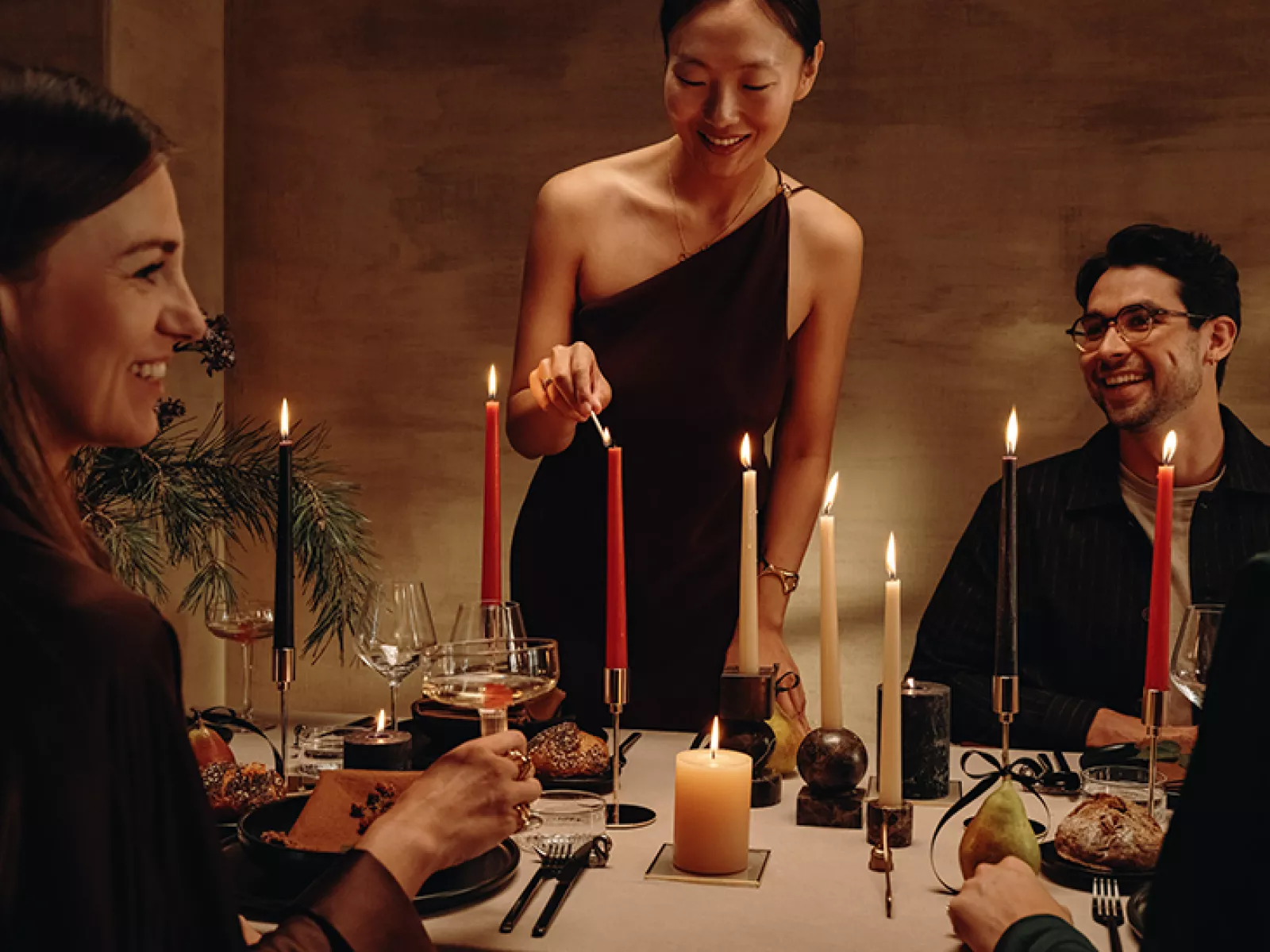 Christmas table styling tips